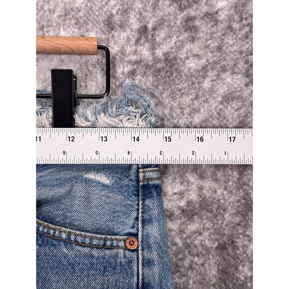 Vintage Levis Jeans 28 in x 28 in Womens 501 XX Distressed Denim - Picture 3 of 8